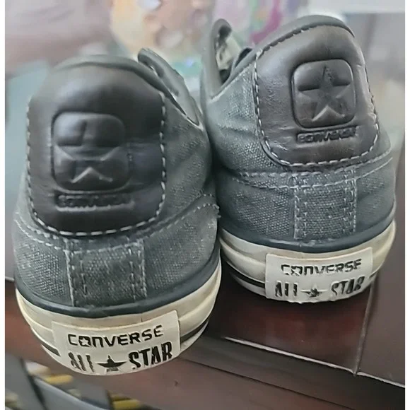Converse X John Varvatos Low Top Sz 6 Women 8 Gray Slip on Leather Cap All Star